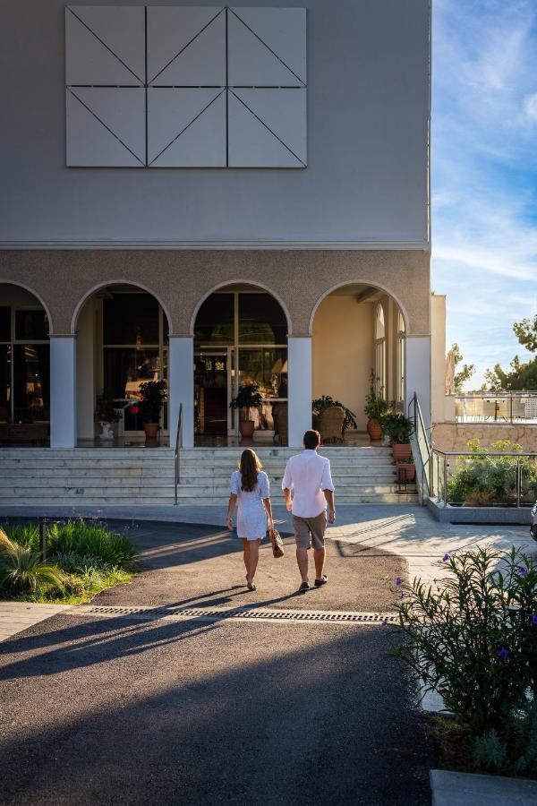 Akrotiri Beach Resort Hotel - Adult Friendly Paleokastritsa Bagian luar foto The main entrance of the University of Patras