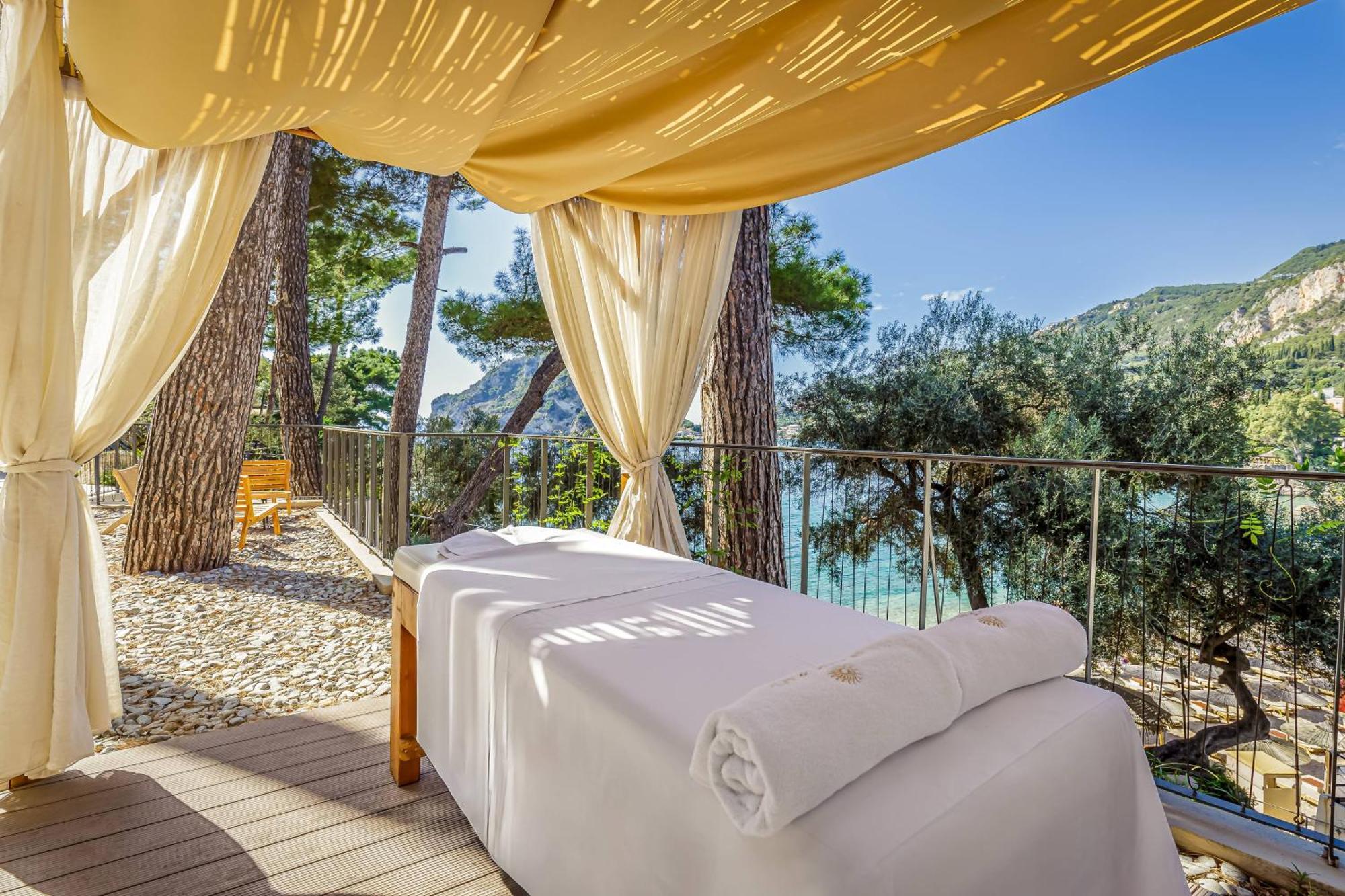 Akrotiri Beach Resort Hotel - Adult Friendly Paleokastritsa Bagian luar foto Spa at Amanzoega